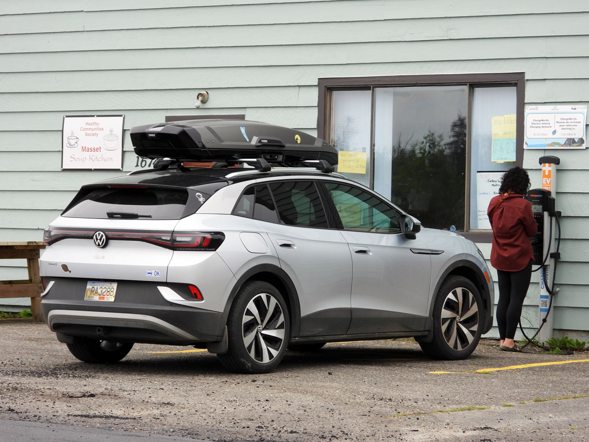 2024_0726-VW_EV-Fuelling-up-at-Masset-Outlet-(1)